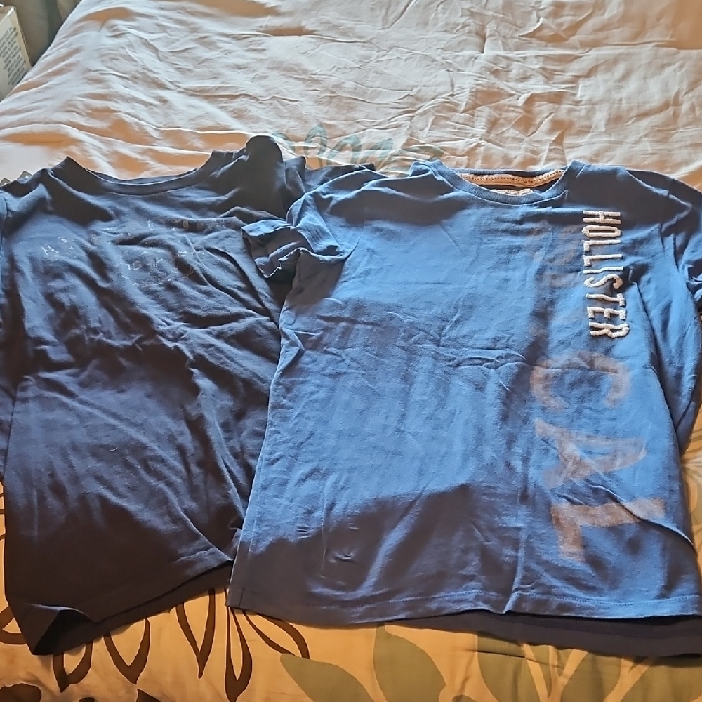 Hollister Kids Navy and Royal Blue Tees